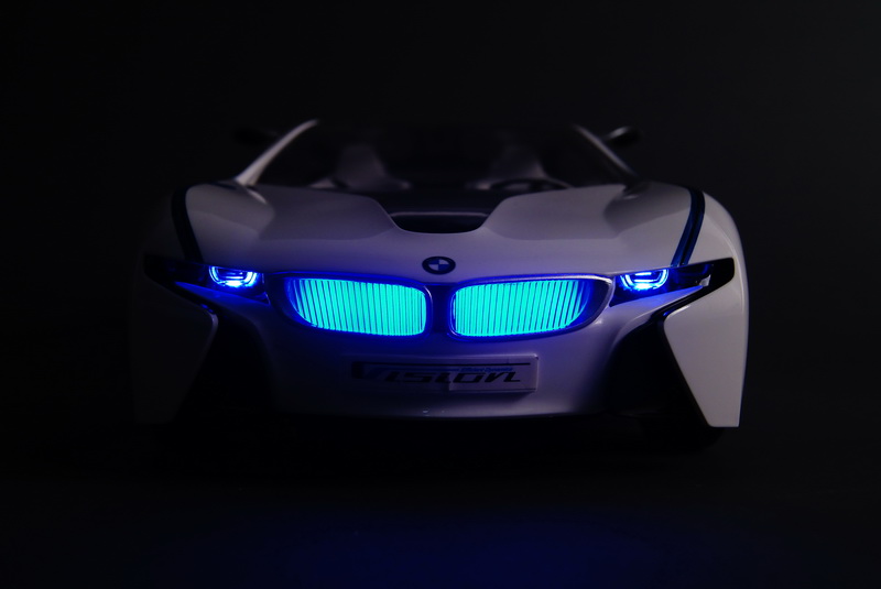 1/14 BMW Version Efficient Dynamics (White-Blue)